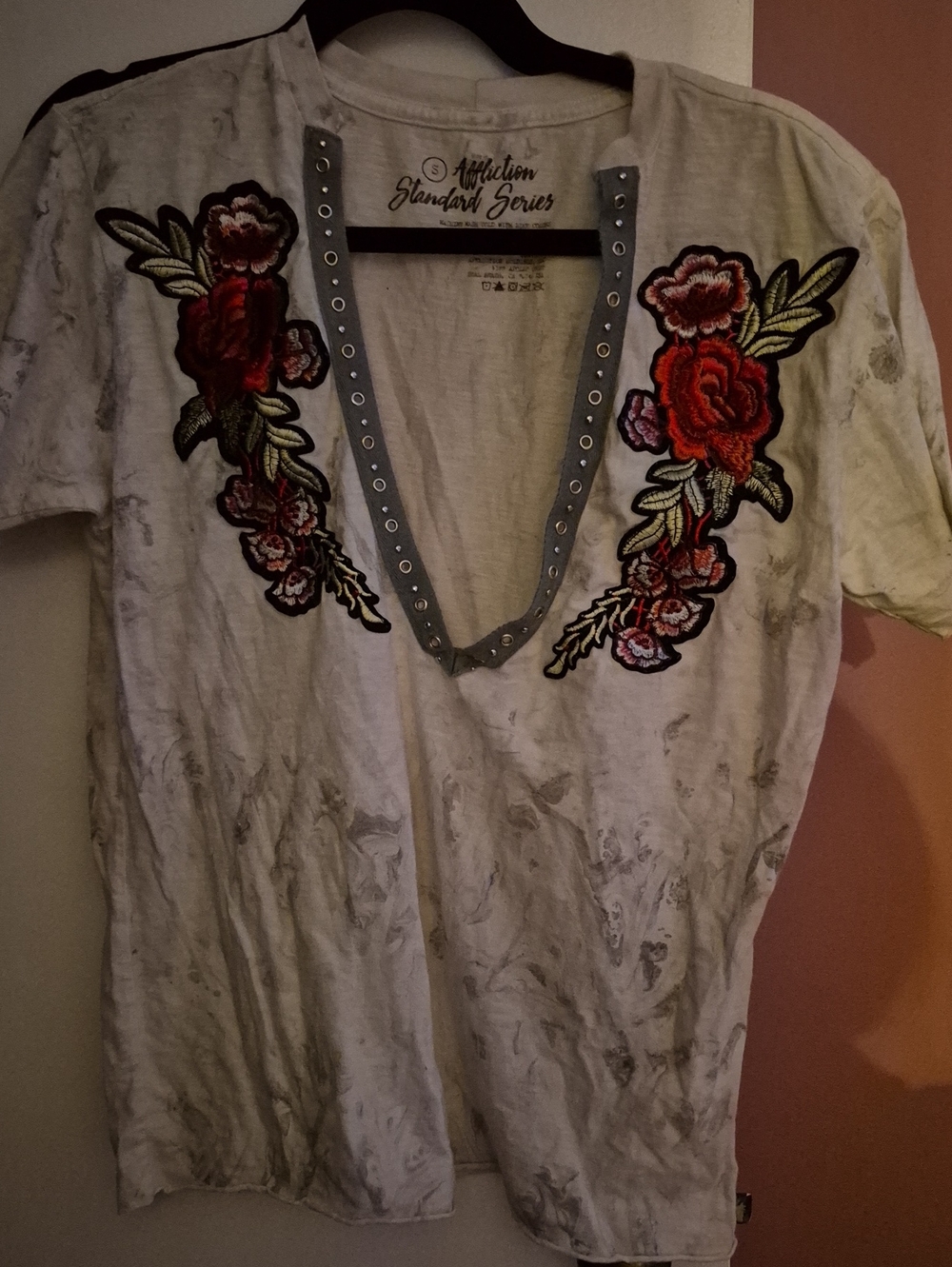 Affliction White Short Sleeve V-Neck Tee with Red Floral Appliqué